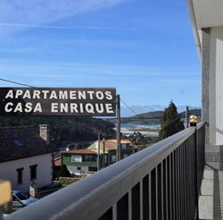 Casa Enrique, Lires
