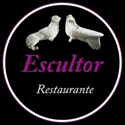Escultor, Agost