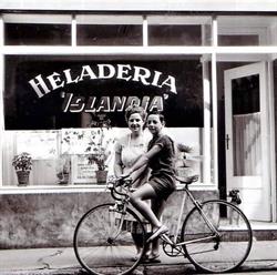 Heladería Islandia, Gijón