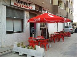 Hollywood, Mengibar