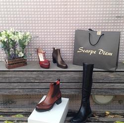 Scarpe Diem, Madrid