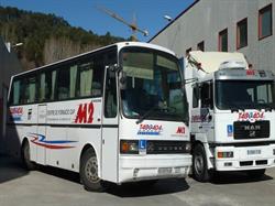 M - 2, Vic