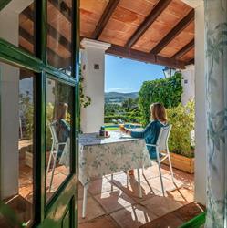 Hotel-Aptos Cortijo Las Piñas, Tarifa