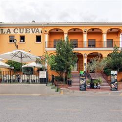 La Cueva de 1900, Peligros