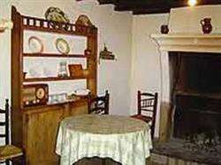 Casa Maria Luz, Casas del Conde