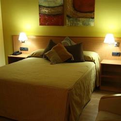 Hotel Leyton, Foz