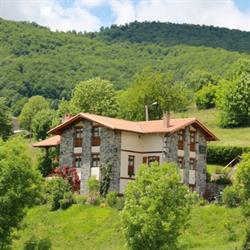 Casa Carielda, Pembes