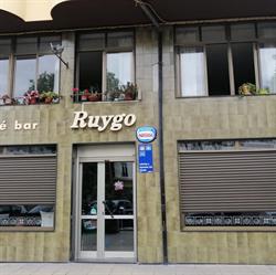 Cafetería Ruygo, Solares