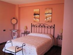 Casas de Tita Elvira, El Almendral