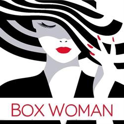 Box Woman, A Playa