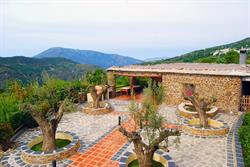 Cortijo La Loma, Pitres
