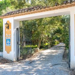 Cortijo Los Monteros, Restaurante, Malcocinado