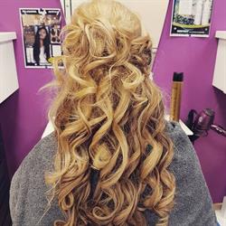 Peluqueria laura, Langreo