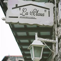 Inmobiliaria La Plaza, Comillas