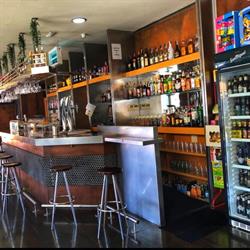 Cafetería Steel, Colloto