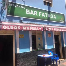 Bar FATAGA, Vecindario
