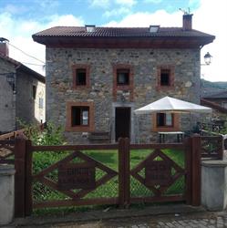 Casa Rural Cinco Leyendas, Liegos
