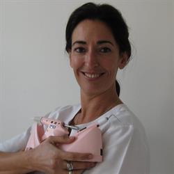 Dentalella, Alella