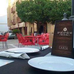 Pepe's Bar & Grill, Vera