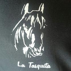 La Tasquita, Corrales