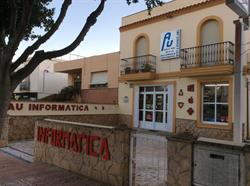 Au Informatica, Vera