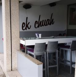 Ek Chuah, Arteixo