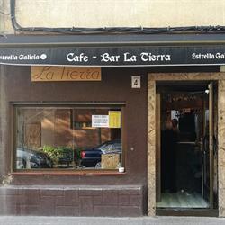 Cafe Bar La Tierra, Garrapinillos