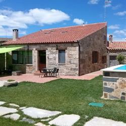 Casa Abuela Herminia, Tudera
