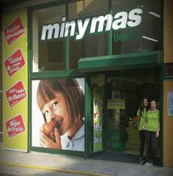 Minymas turón, Mieres