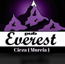 Pub Everest, Cieza