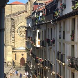 32 de Agosto, Donostia-San Sebastián
