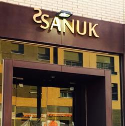 Sanuk, Madrid