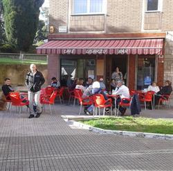 Bar Lisarzu, Llaranes