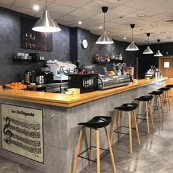 Clave Café, Muel