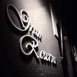Vinoteca Gran Reserva, Mieres