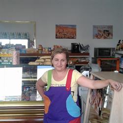 La tienda de Eva, Gines