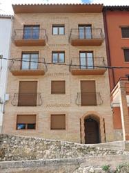 El Tranco Apartamentos, Villel