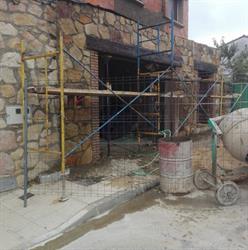 Construcciones y Reformas Sandin, Hoyos