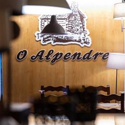 O ALPENDRE, Padrón