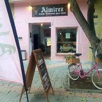 Almirez, Comida Tradicional Para Llevar, Málaga
