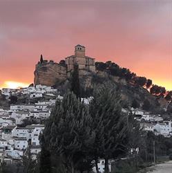 coronichi apartamentos, Montefrío