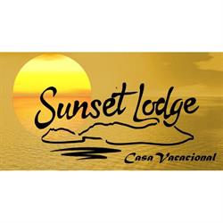 Sunset Lodge, Las Manchas