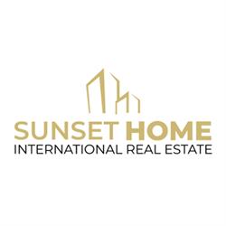 Sunset Home, Los Abrigos