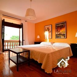 Casa Rural La Plaza, Valoria la Buena