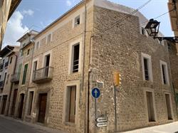 Meem Townhouse, Sóller