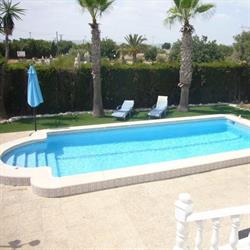 Olivia Real Estate, Los Montesinos