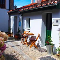 La Caxigalina, Lastres