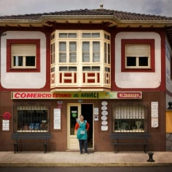 Estanco Comercio Del Naval, Riberas