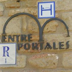 Hostal restaurante Entre Portales, Puertomingalvo