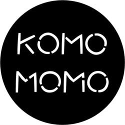 Komomomo, Cáceres